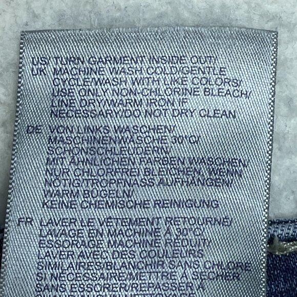 NYDJ Jeans Womens Size 6 Blue Girlfriend Mid Rise Light Wash Denim 31x27 Actual - Picture 13 of 14